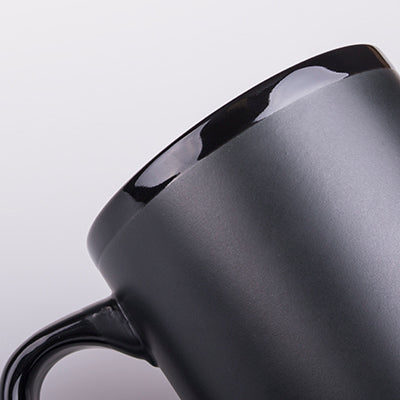 Xi-007 Supergrosser matt lackierter Becher mit rundem Henkel, 0,45 L - Preis Beispiel 150 Stück 4,85 EUR inkl. Druck *